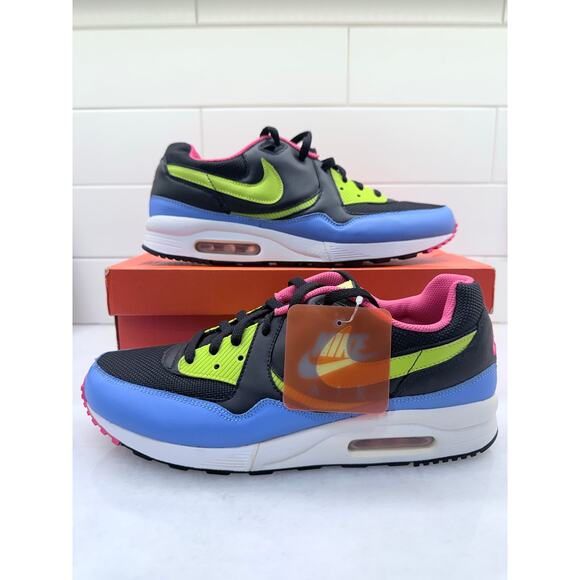 Size 11.5 Nike Air Max Light Black New - 315827-031 - Picture 1 of 5